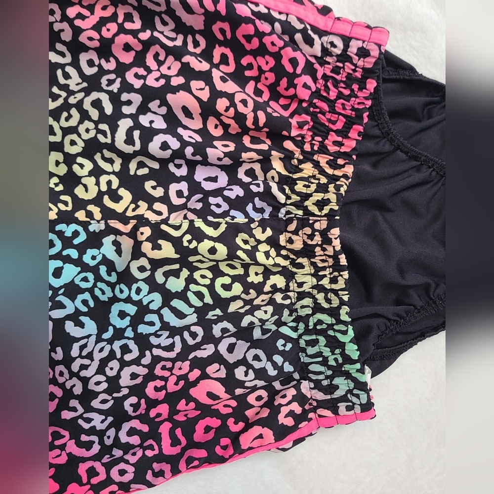 🍓Childrens Place Girls Sport shorts with Rainbow Cheetah Print - Picture 2 of 3
